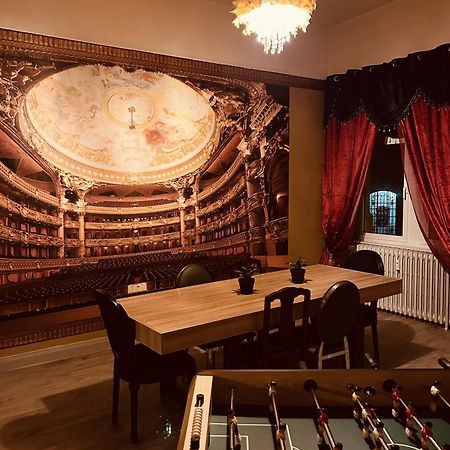 La Mariefacture - Comme A L'Opera Apartment เนิฟ-บริซาค ภายนอก รูปภาพ